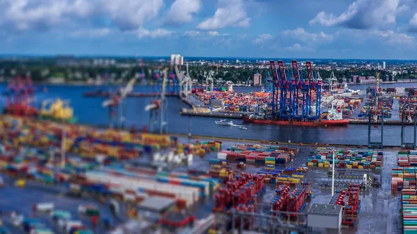 IoT Retrofit for 20 Loading Bay Doors at Hamburg Port