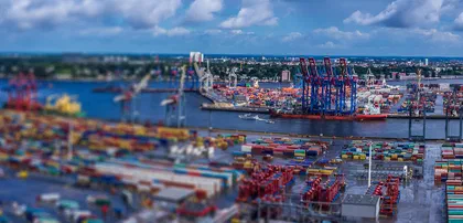 IoT Retrofit for 20 Loading Bay Doors at Hamburg Port